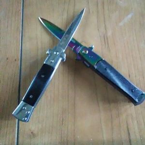 Meet your Posher, Logan